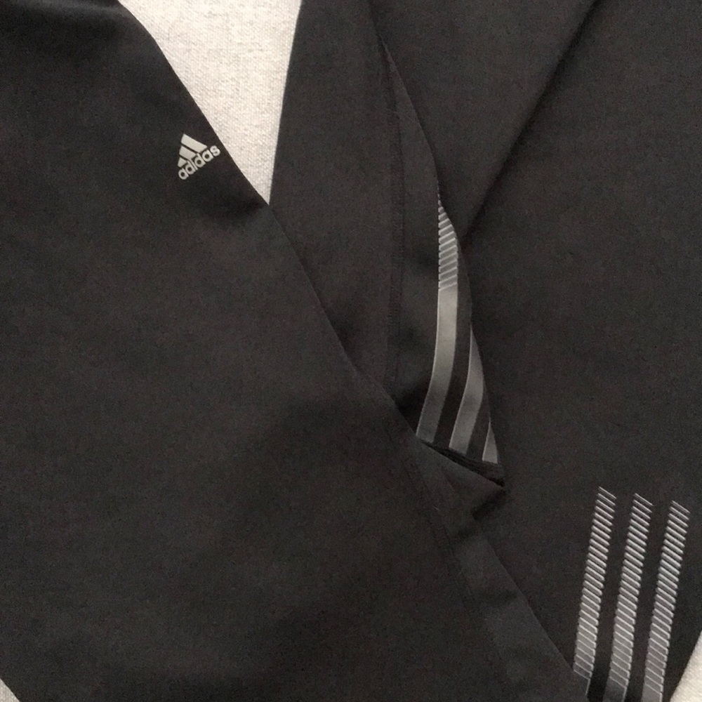 BLACK ADIDAS YOGA SWEATS